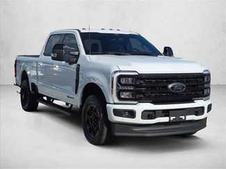 Used 2024 Ford F250 Lariat w/ Lariat Ultimate Package AWD/4WD video 3