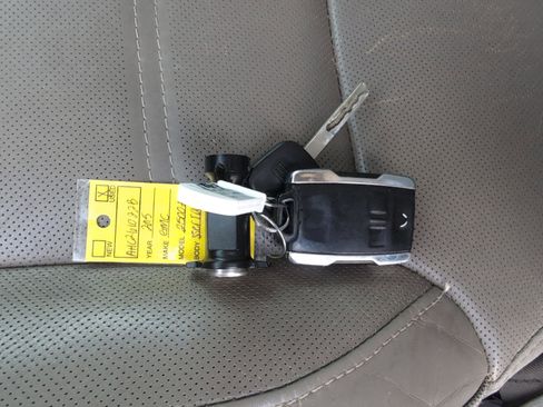 Used 2015 GMC Sierra 2500 Denali w/ Duramax Plus Package image 16