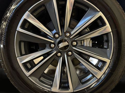 Used 2026 Cadillac Escalade ESV Sport AWD/4WD image 64
