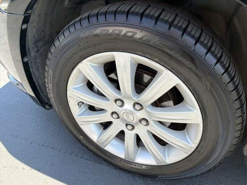 Used 2012 Chrysler 200 Touring FWD image 16
