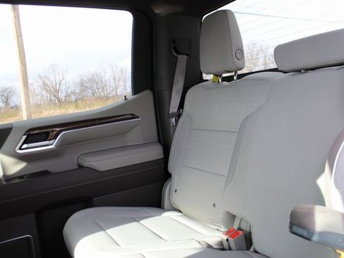 Used 2022 Chevrolet Silverado 1500 LT image 27