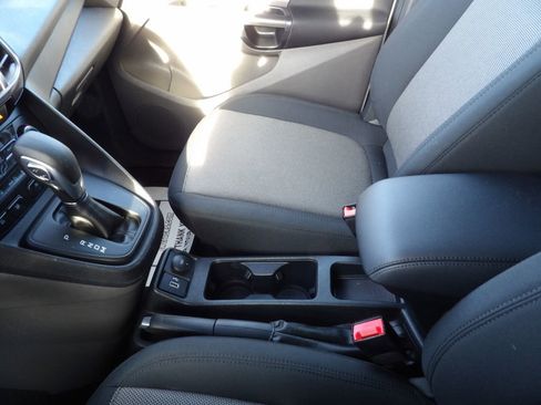 Used 2020 Ford Transit Connect XL image 25