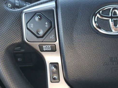 Certified 2018 Toyota Tacoma Limited AWD/4WD image 29