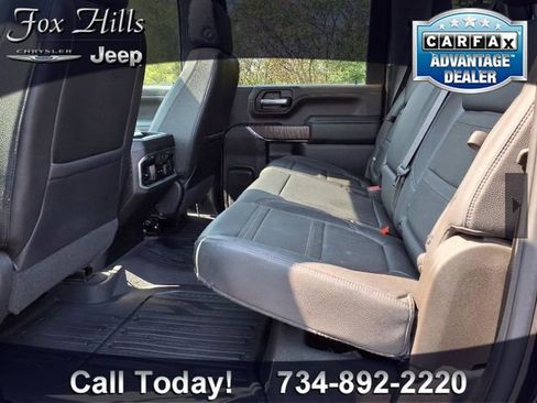 Used 2023 GMC Sierra 3500 Denali w/ Denali Ultimate Package image 11