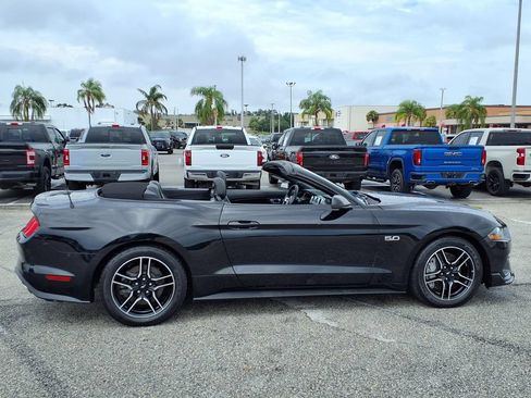 Used 2019 Ford Mustang GT Premium w/ Equipment Group 401A RWD image 8