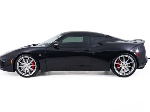 Used 2017 Lotus Evora 400 RWD image 2