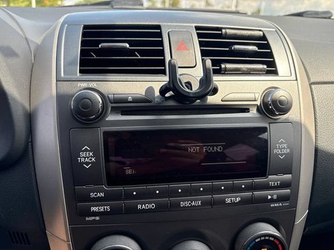 Used 2011 Toyota Corolla S FWD image 14
