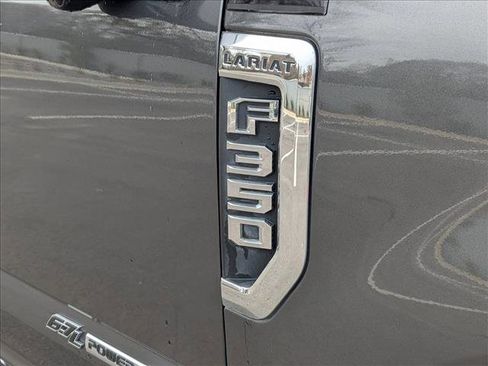 Used 2019 Ford F350 Lariat w/ Lariat Ultimate Package image 6