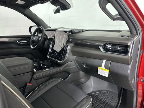 New 2026 GMC Yukon XL Elevation AWD/4WD image 30