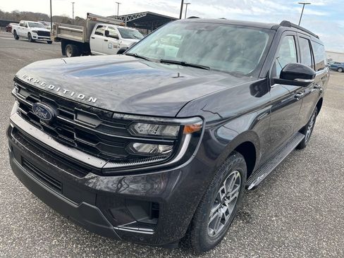 New 2025 Ford Expedition Max Active image 4