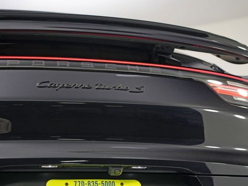 Used 2022 Porsche Cayenne Turbo S image 63