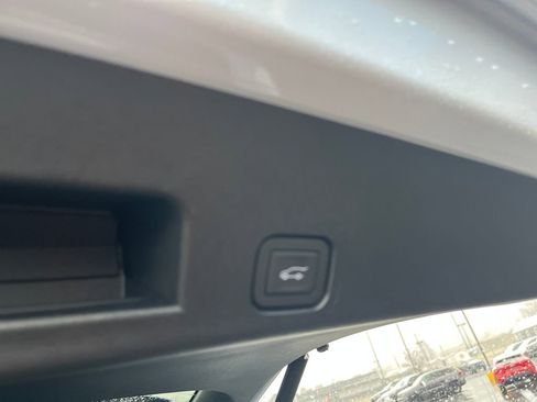 New 2026 Chevrolet Traverse RS w/ LPO, Floor Liner Package image 25