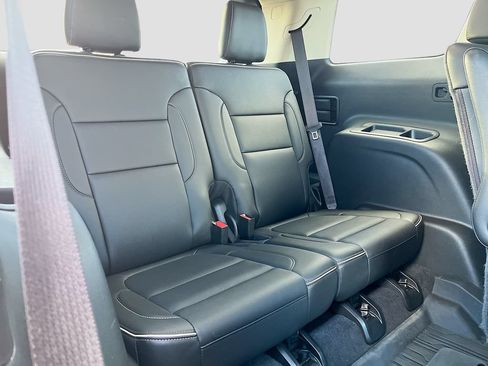 Used 2021 GMC Acadia Denali w/ Denali Ultimate Package AWD/4WD image 27