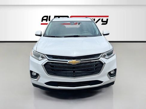Used 2020 Chevrolet Traverse Premier FWD image 2