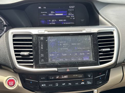 Used 2017 Honda Accord EX image 23