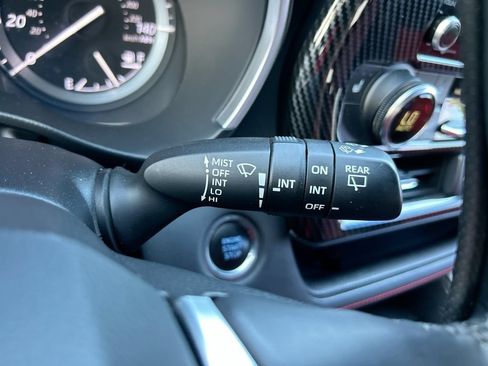 Used 2021 Toyota Highlander XSE FWD image 20