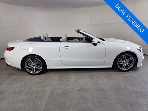 Used 2018 Mercedes-Benz E 400 Cabriolet image 3