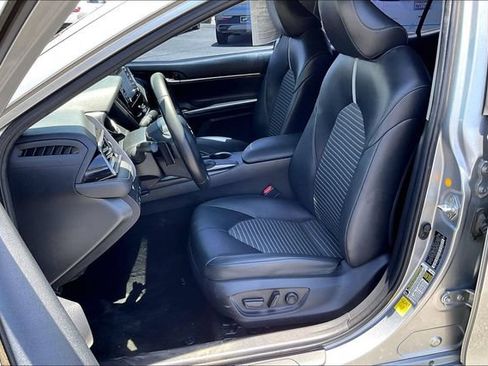 Used 2021 Toyota Camry SE FWD image 24