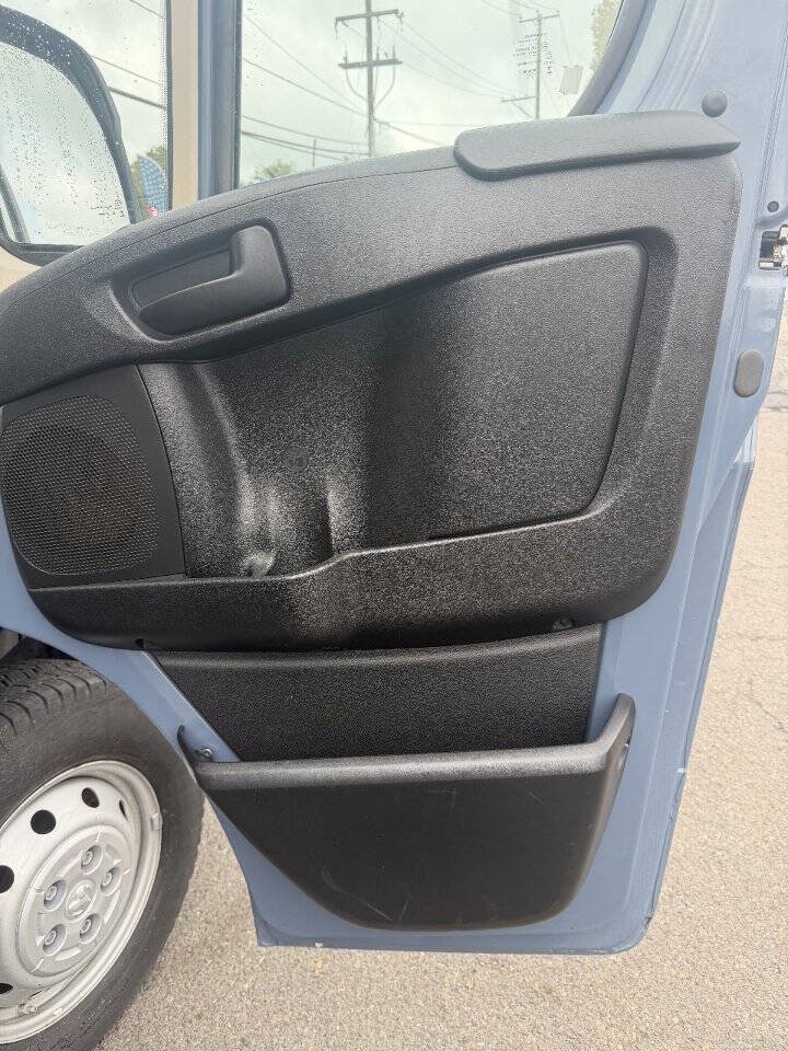 Used 2020 RAM ProMaster 3500 FWD image 3