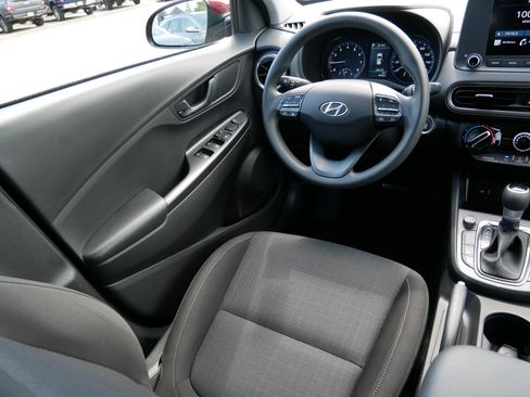 Certified 2023 Hyundai Kona SEL AWD/4WD image 9