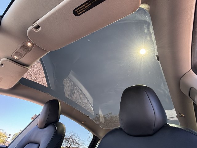Used 2020 Tesla Model Y Long Range AWD/4WD image 18