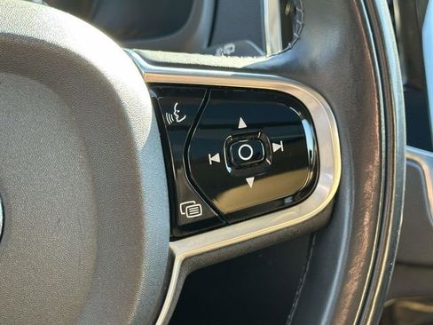 Used 2016 Volvo XC90 T6 Momentum image 31