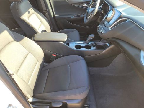 Certified 2024 Chevrolet Malibu LT image 11