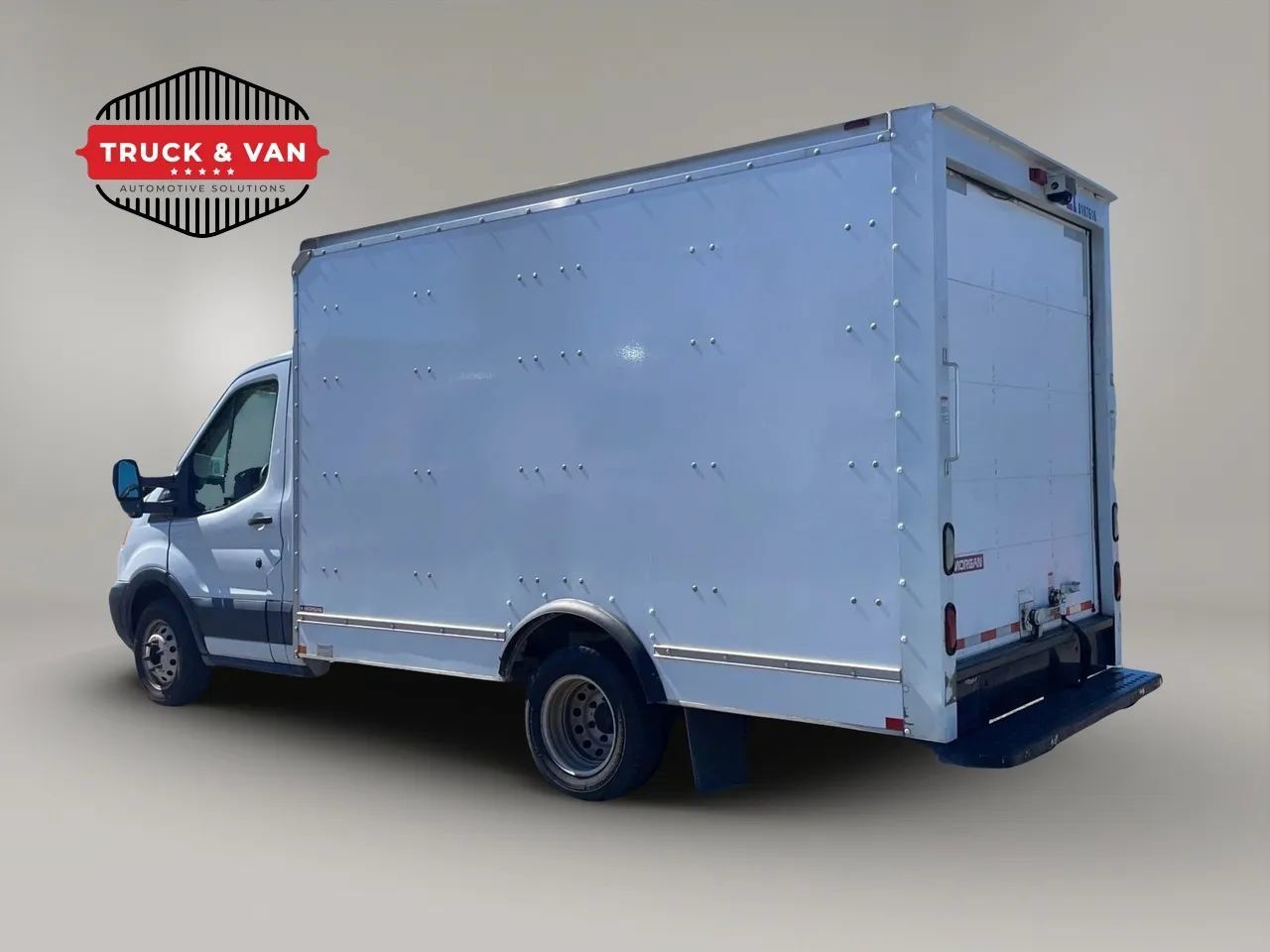 Used 2019 Ford Transit 350 138 DRW w/ Interior Upgrade Package RWD image 4