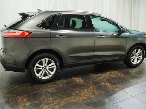 Used 2019 Ford Edge SEL w/ Equipment Group 201A FWD image 2