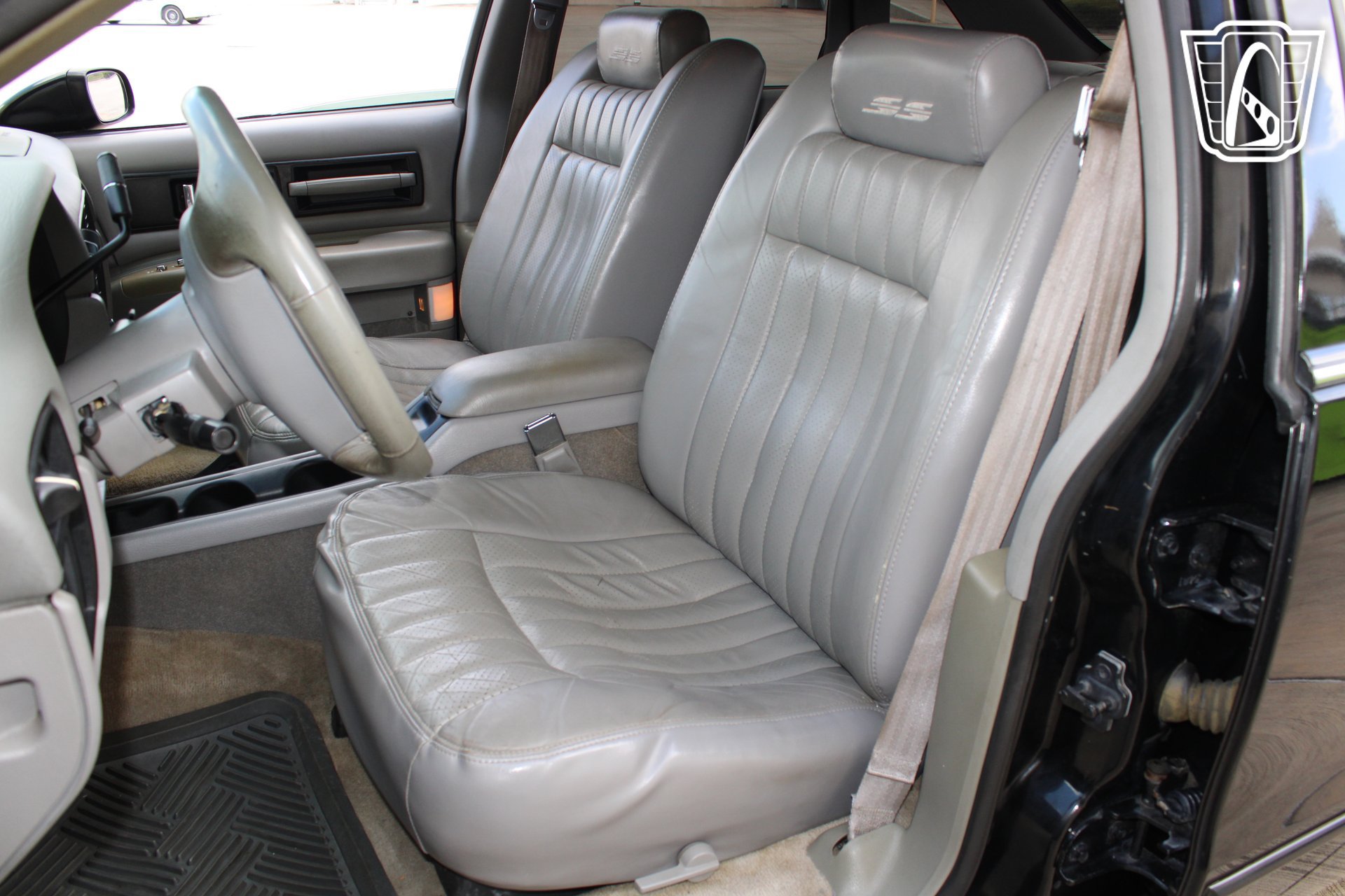 Used 1994 Chevrolet Caprice SS RWD image 7