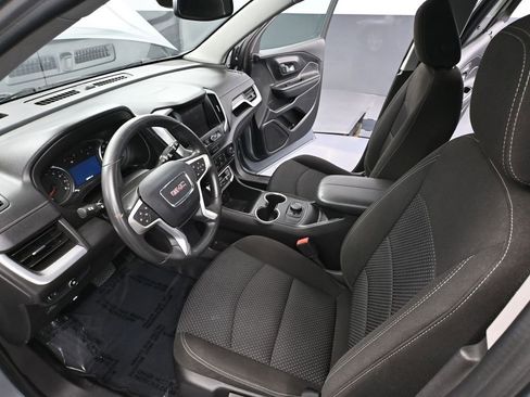 Used 2024 GMC Terrain SLE image 21