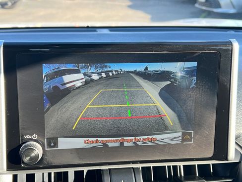 Used 2025 Toyota RAV4 XLE image 17