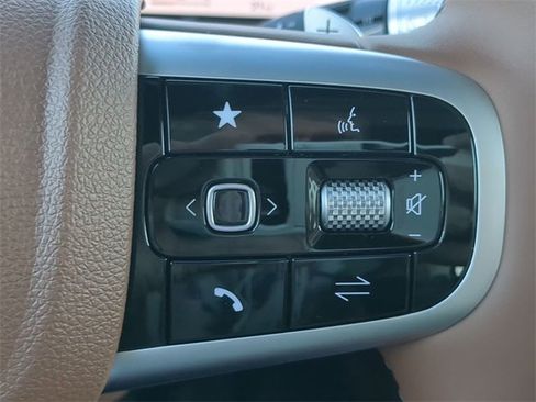 New 2026 Genesis GV70 2.5T Advanced image 24