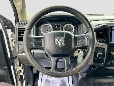 Used 2017 RAM 2500 Tradesman w/ Chrome Appearance Group AWD/4WD image 11
