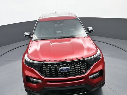 Used 2022 Ford Explorer ST w/ Equipment Group 401A AWD/4WD image 31