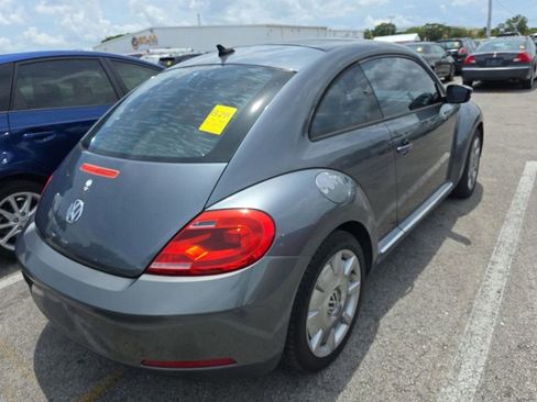 Used 2012 Volkswagen Beetle 2.5 FWD image 2