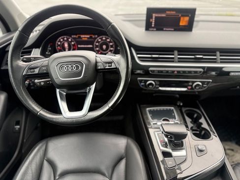 Used 2019 Audi Q7 3.0T Prestige w/ Prestige Package AWD/4WD image 10