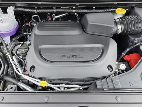 New 2026 Chrysler Pacifica Select image 30