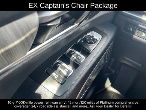 Certified 2023 Kia Telluride EX w/ EX Captain's Chair Package AWD/4WD image 15