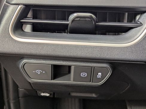 New 2026 Kia K4 LXS image 13