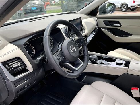Used 2023 Nissan Rogue SL AWD/4WD image 8