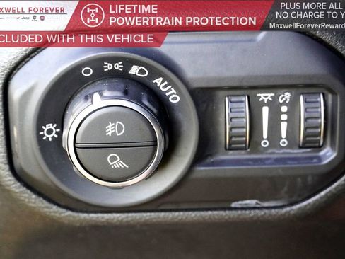 Used 2022 Jeep Gladiator Rubicon w/ Safety Group image 25