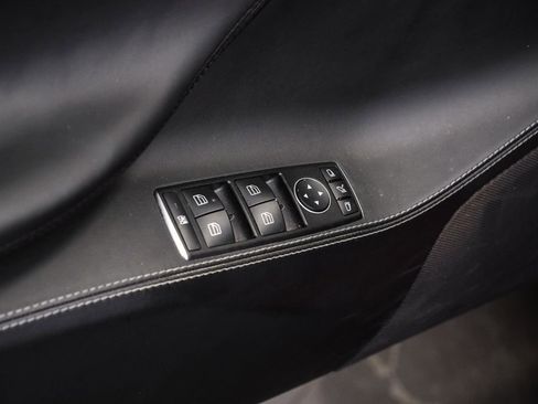 Used 2017 Tesla Model S 60 image 42