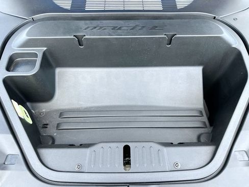 Used 2025 Ford Mustang Mach-E Premium RWD image 30