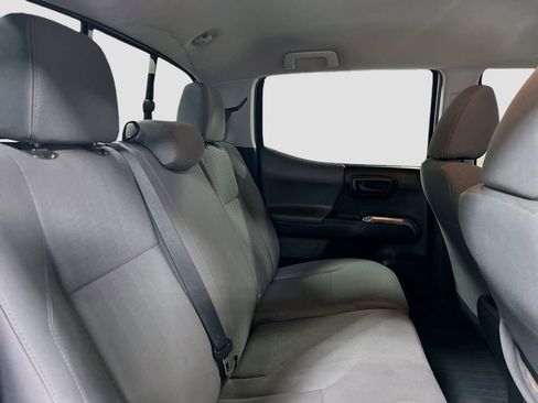 Used 2017 Toyota Tacoma SR5 w/ Tow Package image 25