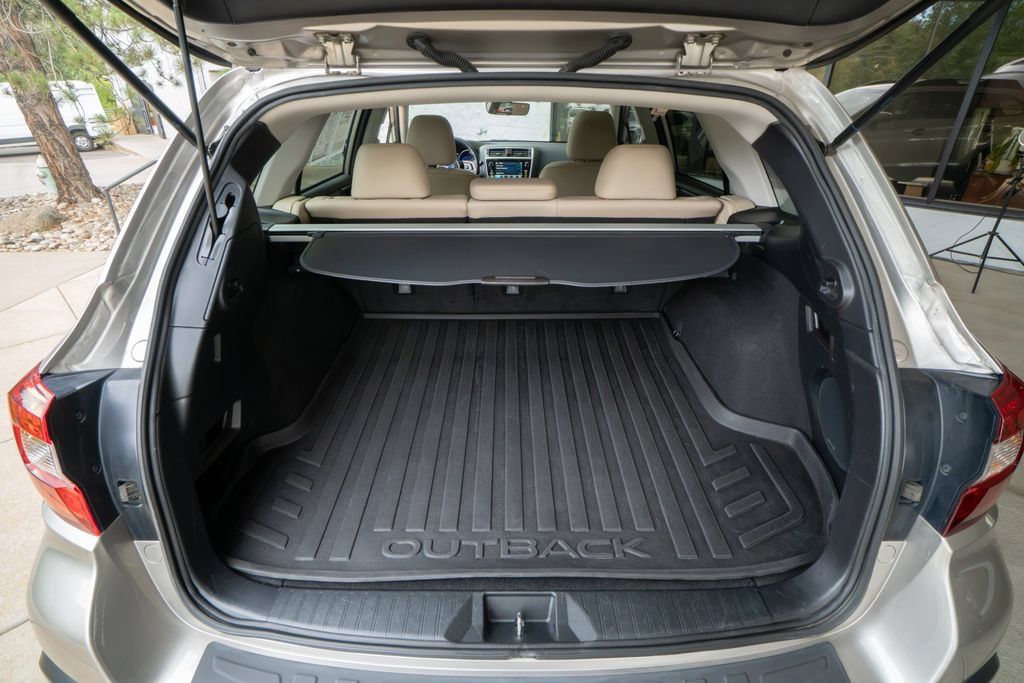 Used 2019 Subaru Outback 2.5i Limited AWD/4WD image 20