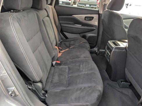 Used 2018 Nissan Murano SV AWD/4WD image 11
