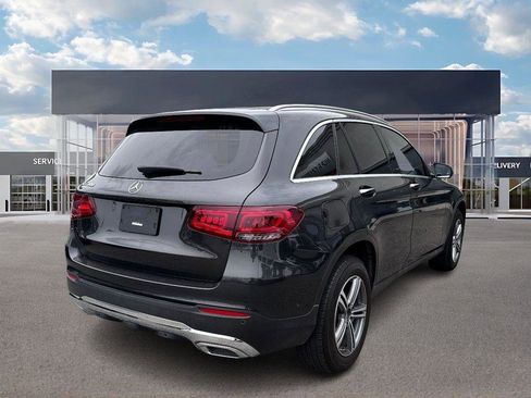 Used 2021 Mercedes-Benz GLC 300 GLC 300 w/ Premium Package image 4