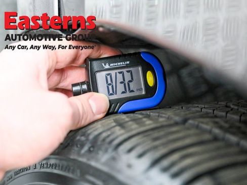 Used 2023 Toyota Camry XSE image 24