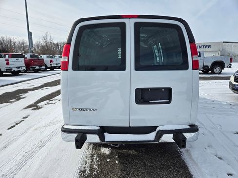Used 2024 Chevrolet Express 2500 w/ Driver Convenience Package RWD image 6